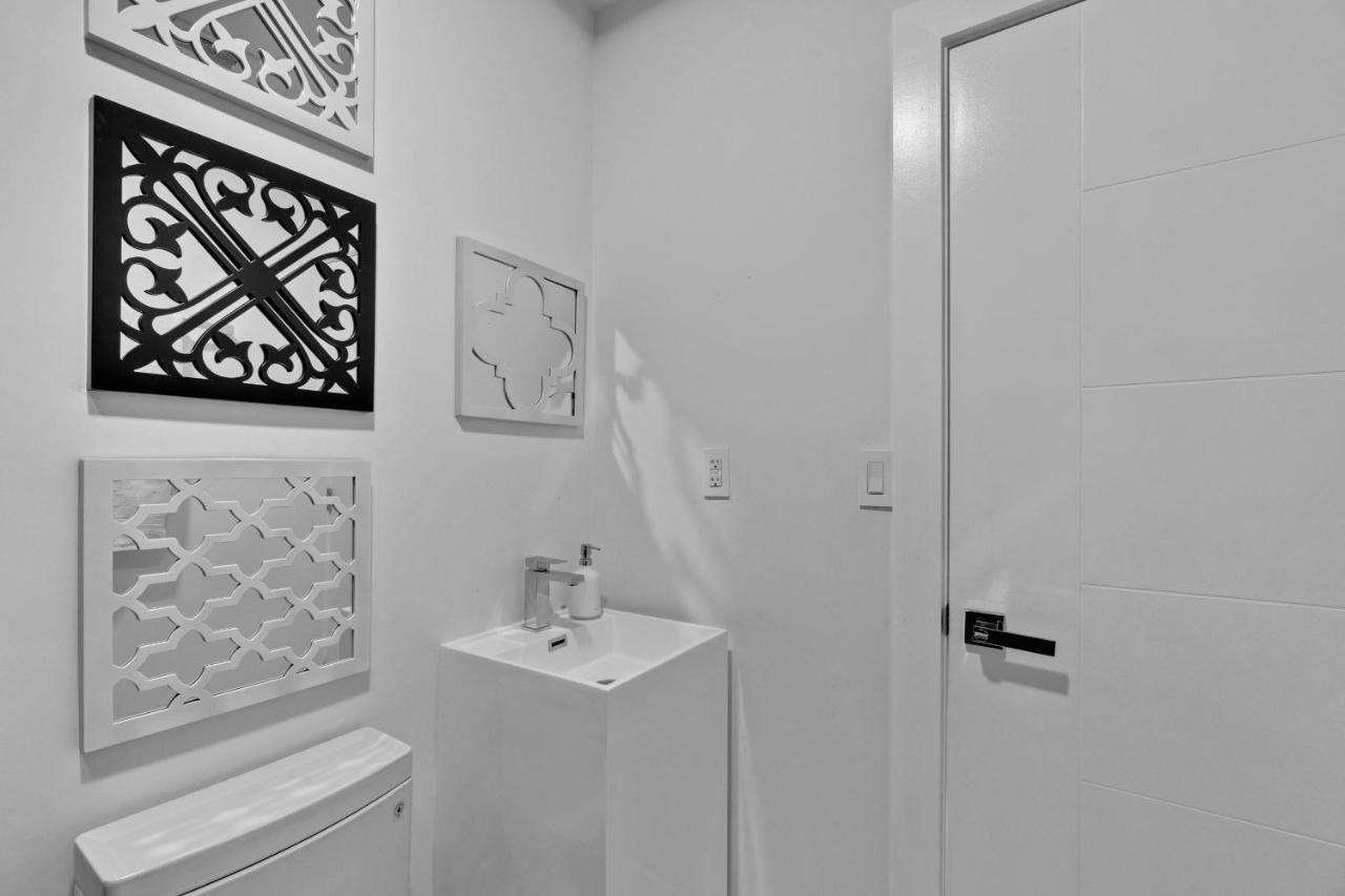 Апартаменты Luxury House 4 Beds Heated Pool W Jaccuzzi North Bay Village Экстерьер фото