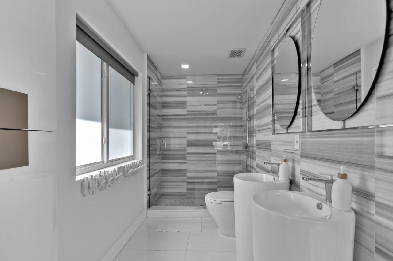 Апартаменты Luxury House 4 Beds Heated Pool W Jaccuzzi North Bay Village Экстерьер фото